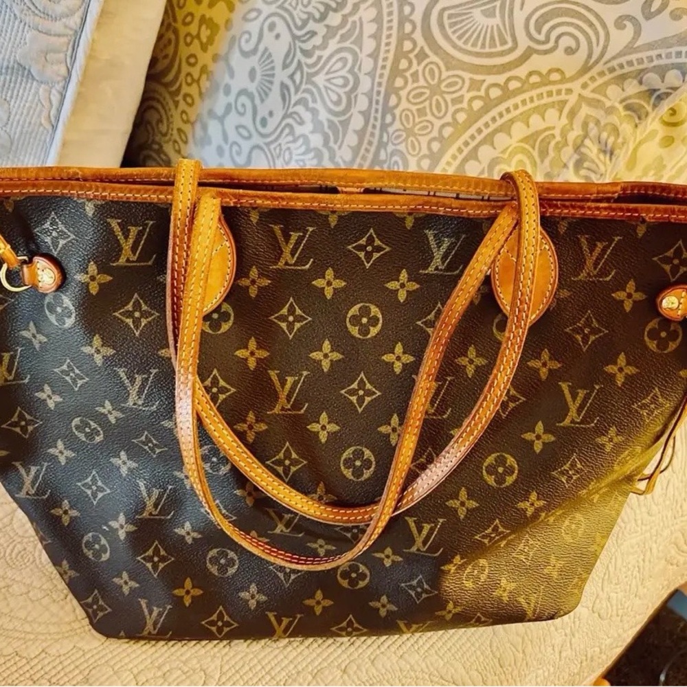 Louis Vuitton Monogram Tote Bag - Brown